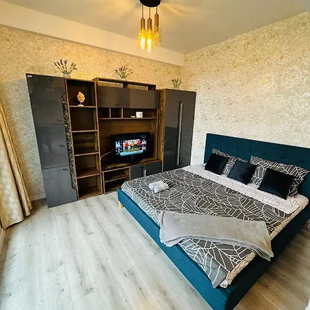 Exo Mamaia